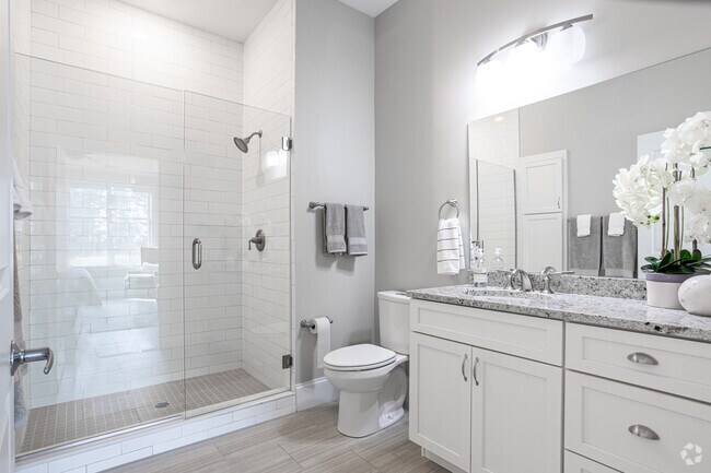 2BR, 2BA