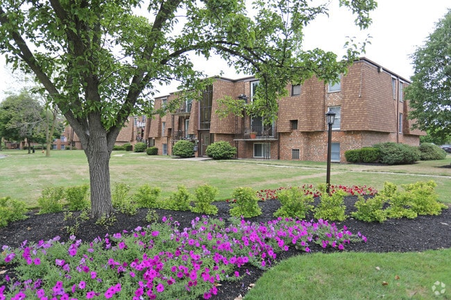 Park Lane Circle Apartments