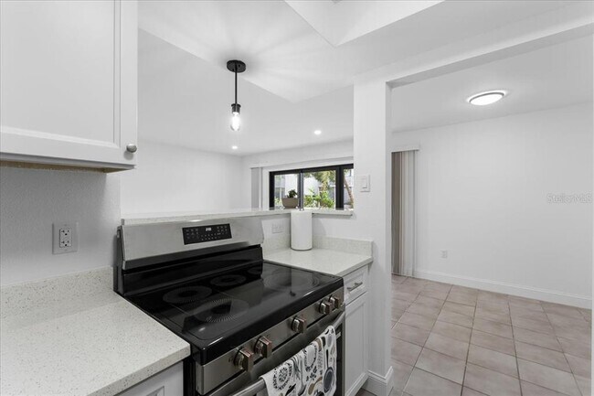 Photo - 11525 8th Way N Unit 509