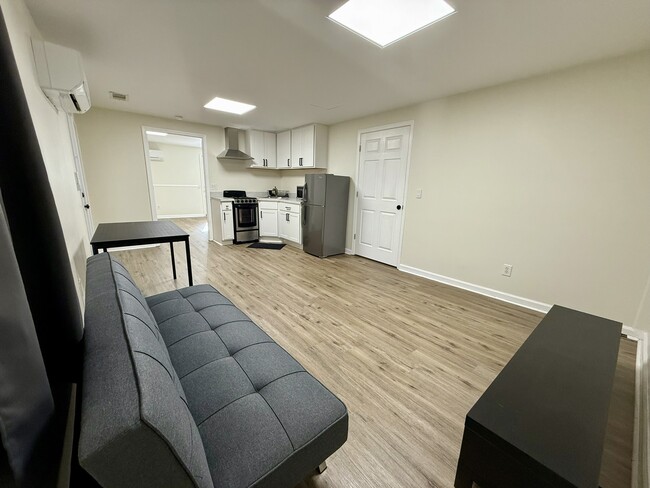 Photo - 546 Matthew Dr