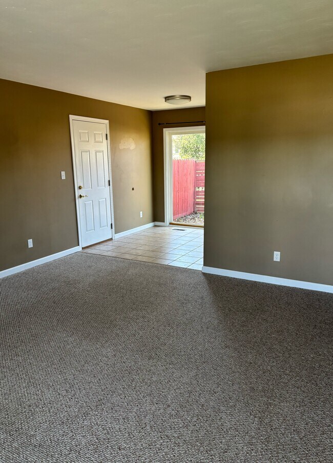 Photo - 1320 S Curry Pike