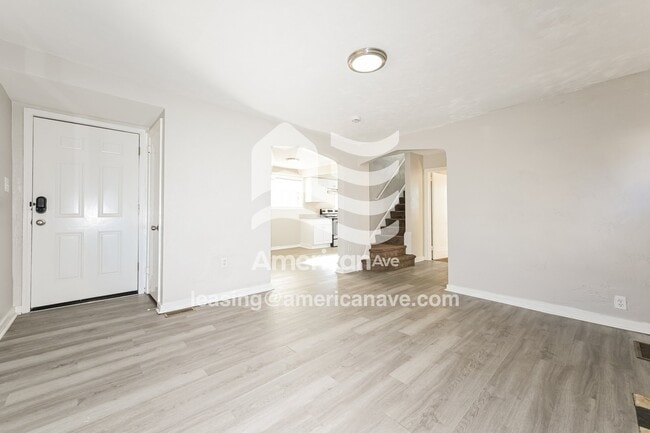 Photo - 881 Miller Ave