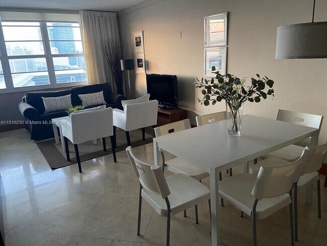 Photo - 100 Lincoln Rd Unidad 1631