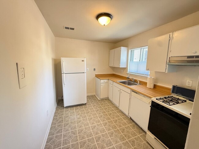 Photo - 8415 Benecia Ct