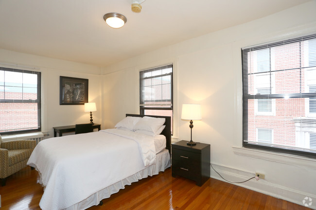 The Charles Apartments For Rent in Baltimore, MD | ForRent.com