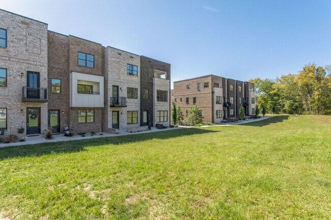 Photo - 732 Inspiration Blvd
