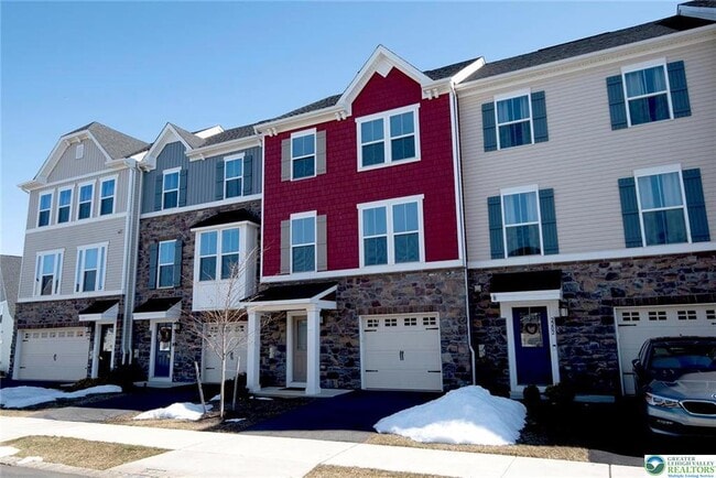 Photo - 2206 Cook Dr