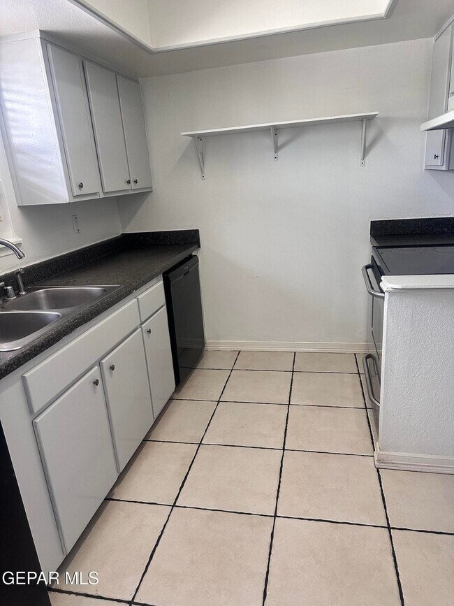Photo - 6700 Escondido Dr Unit G6