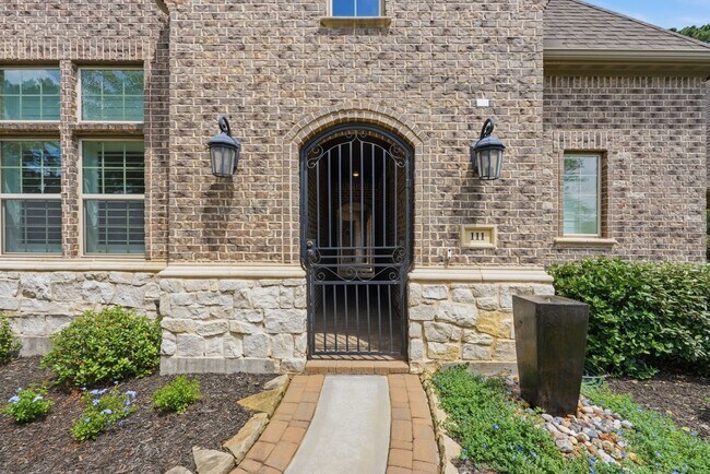 Photo - 111 N Bimini Twist Cir