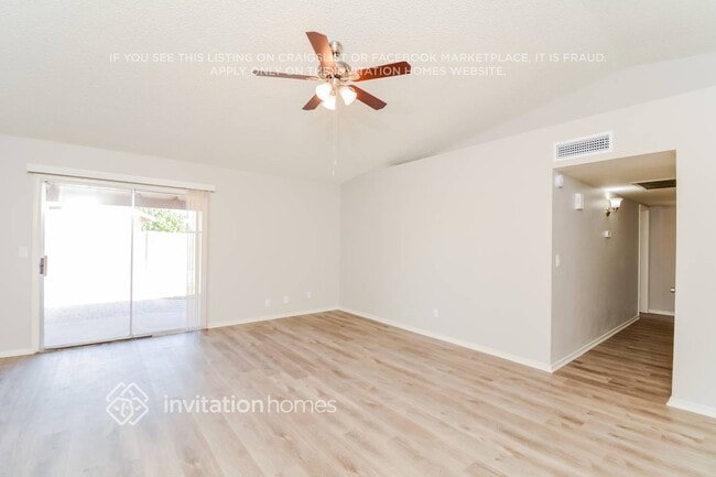 Photo - 11102 W Glenrosa Ave