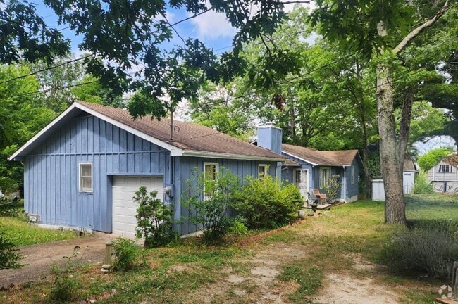 Building Photo - 5209 Taft Hwy Rental