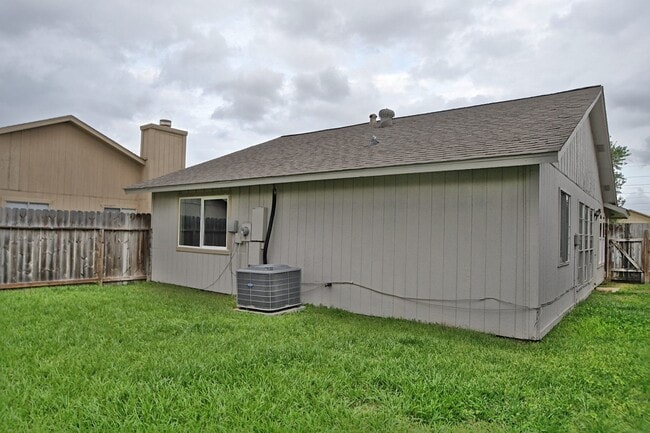 Photo - 6327 Porterway Dr