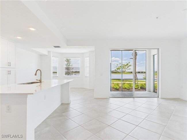 Photo - 5555 Double Eagle Cir Unit 3916