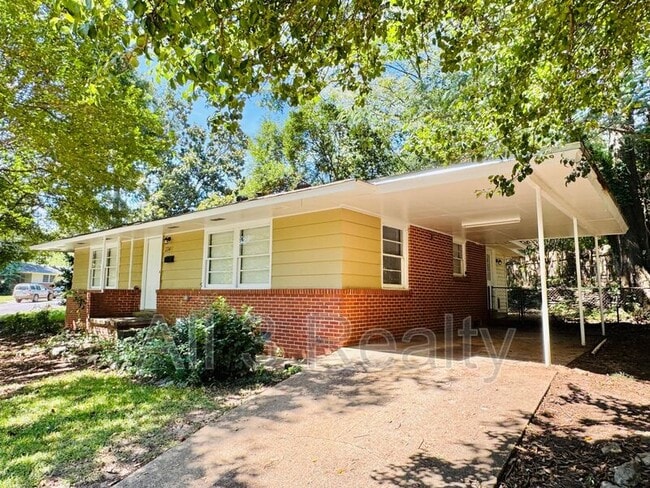 Building Photo - 3346 Vermont Dr Rental