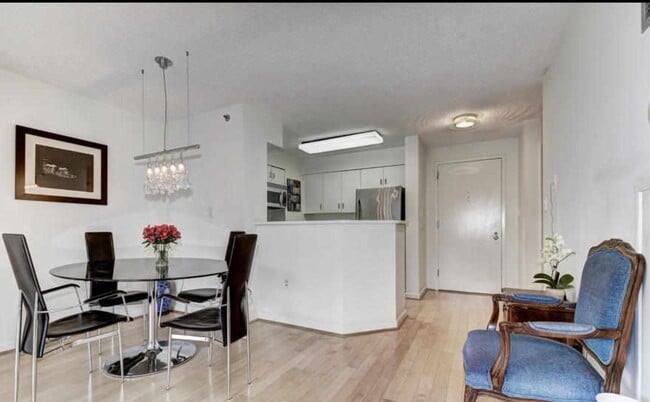 Photo - 1230 23rd St NW Unit 712