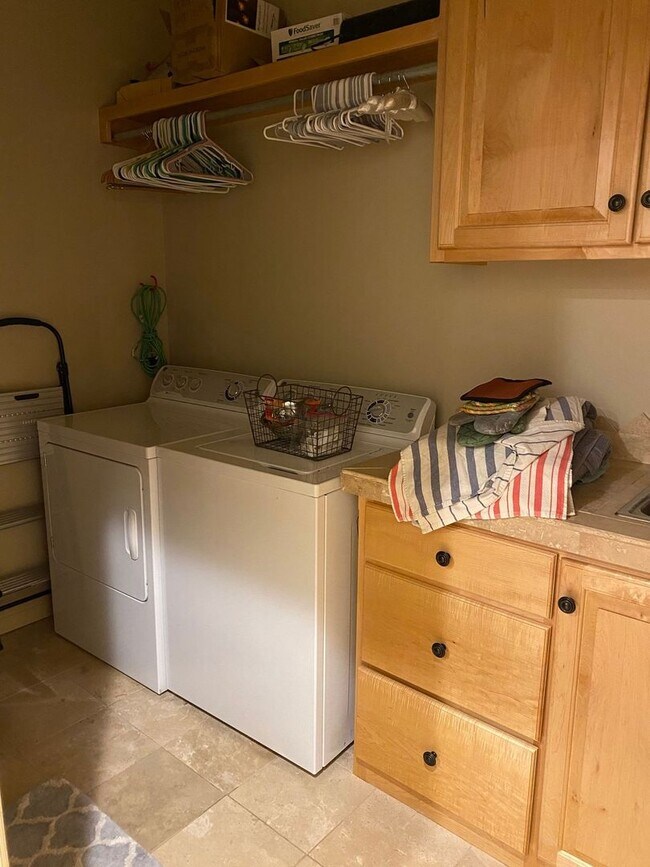 Photo - Fully furnished rental in downtown Anchorage