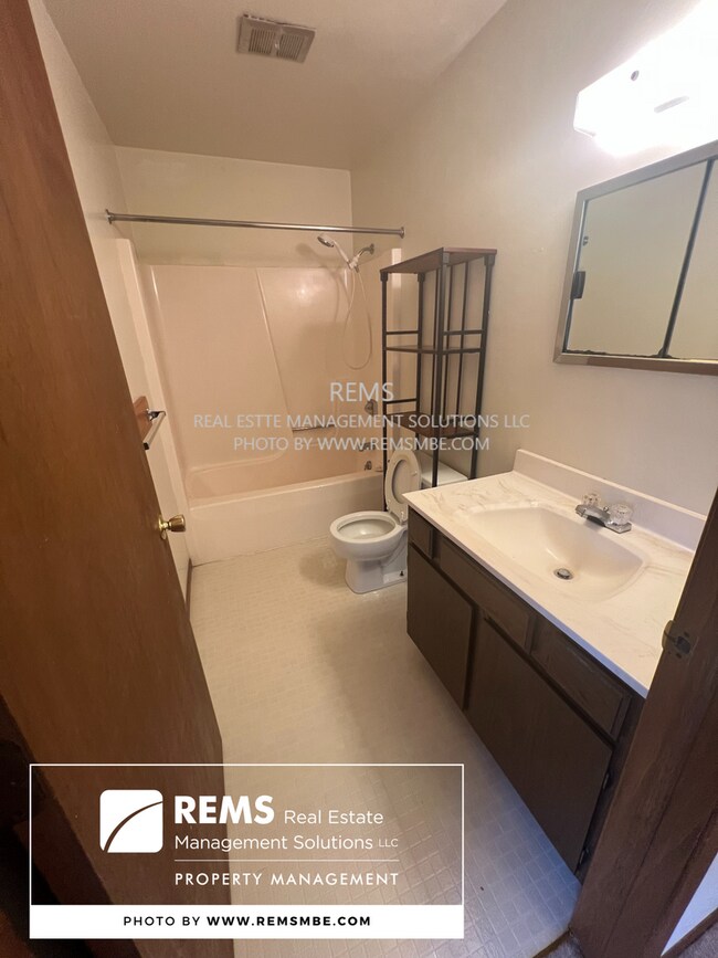 Photo - 707 Minnesota Ave Unit 4