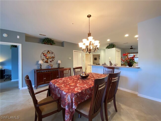 Photo - 155 Vintage Cir Unidad 103