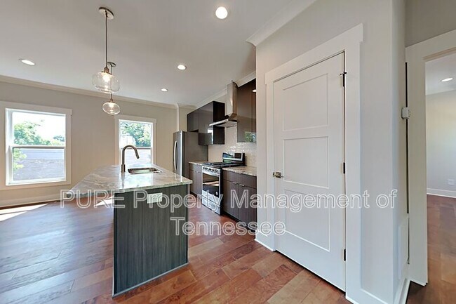 Photo - 2713 Torbett St