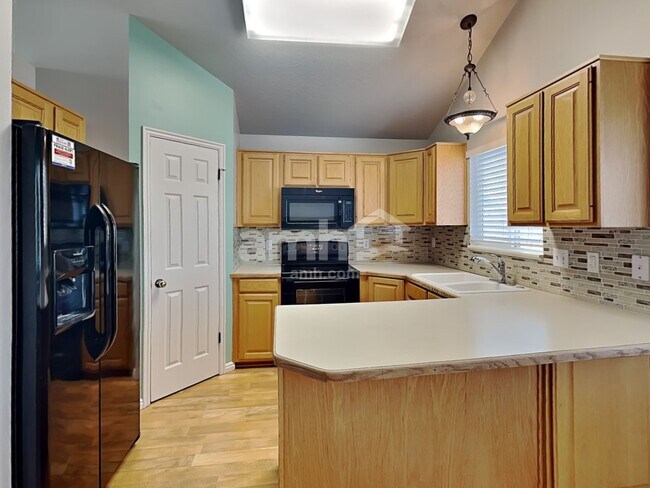 Photo - 3804 W 5625 S