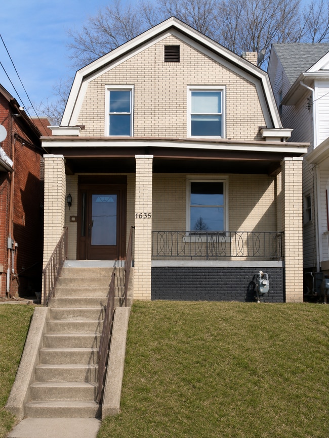 Building Photo - 1635 Methyl St