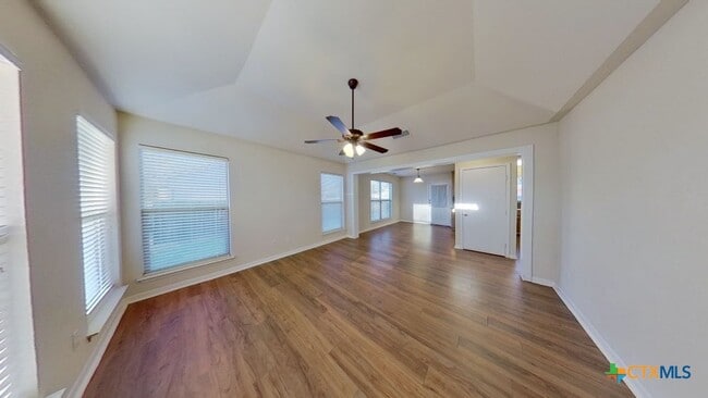 Photo - 501 N Lampasas St
