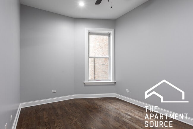 Photo - 908 W Montrose Ave Unit 3