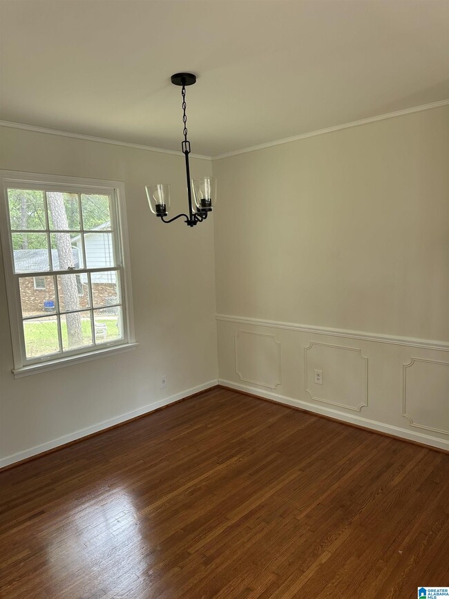 Photo - 1073 Sherbrooke Cir