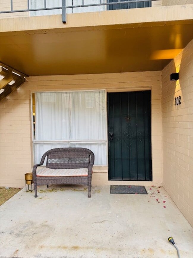 Photo - NW/ Oro Valley- Remodeled one bedroom apar... Unit SU150-102