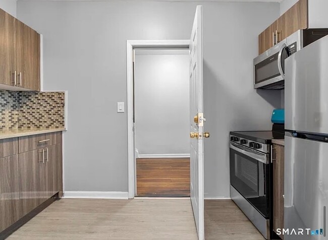 Photo - 31 Whittier St