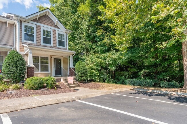 Photo - 213 Shadow Glen Dr