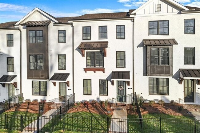 Photo - 538 Healy Dr