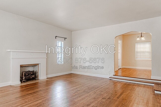 Photo - 1824 Carey Pl