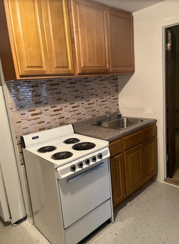 Photo - 91-04-91-75 75th St Unit 1