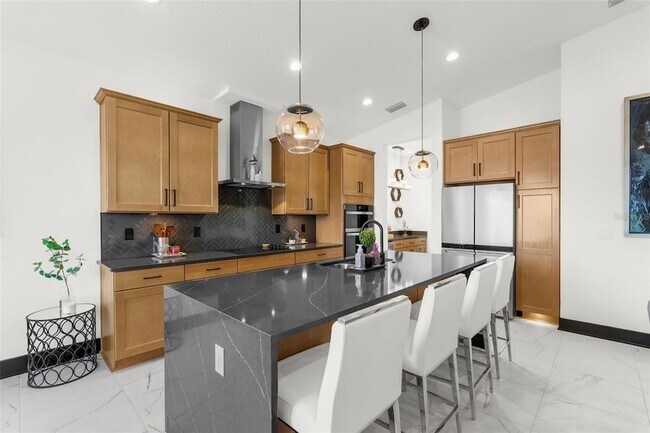 Photo - 8756 Windlass Cv