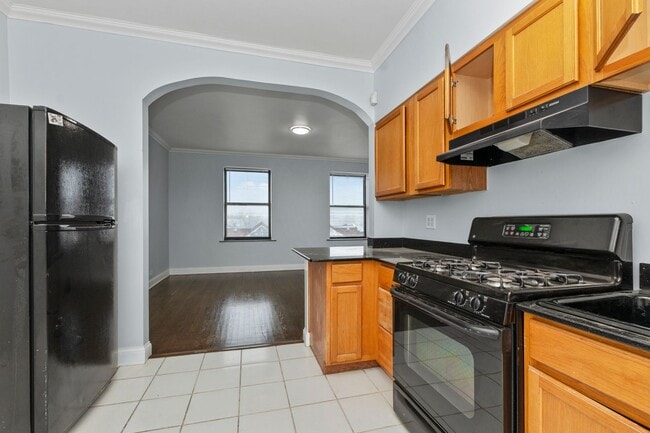Photo - Two Bedroom in South Shore Available Now!