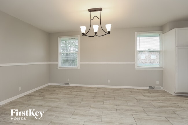 Photo - 159 Wessington Pl
