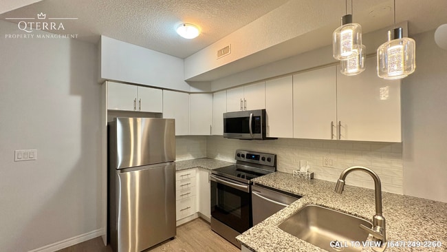 Photo - 1430 Highland Rd W