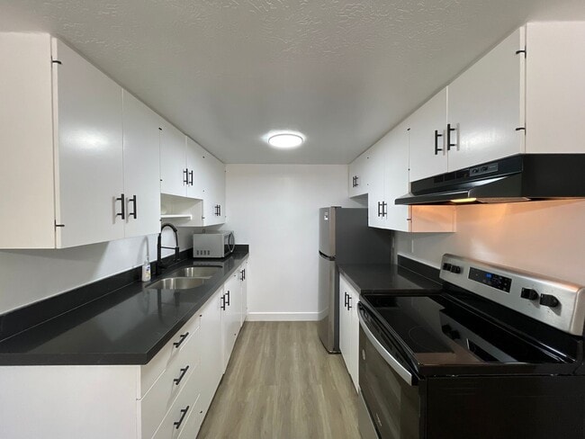 Photo - Beautifully Remodeled 2-Bedroom Duplex by Provo River Trail Unit 1232 W 580 N