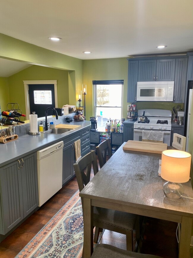 14 Allen Ln Apartments For Rent in Sloatsburg, NY