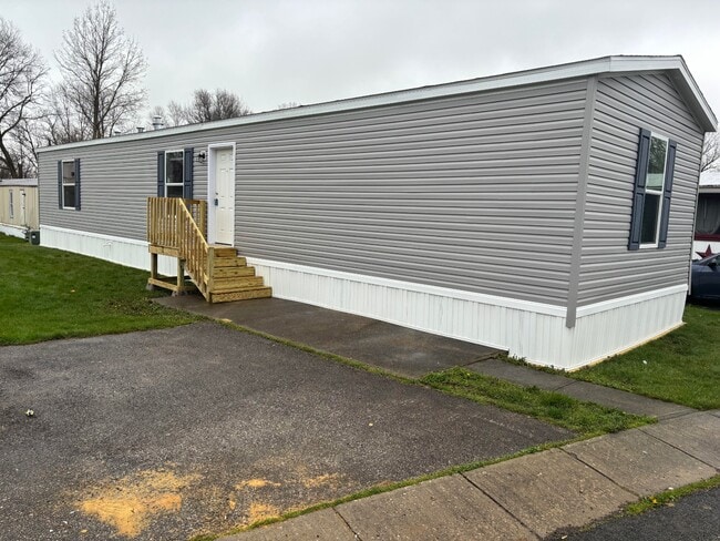 Photo - 2121 Panhandle Rd