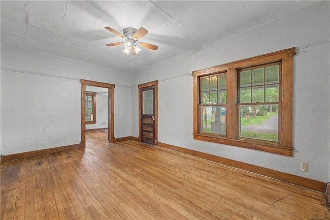 Photo - 810 N King St