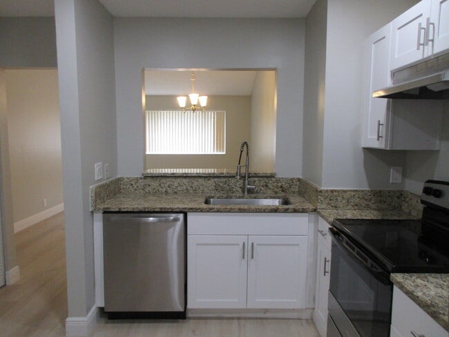Photo - 11448 NW 42nd St
