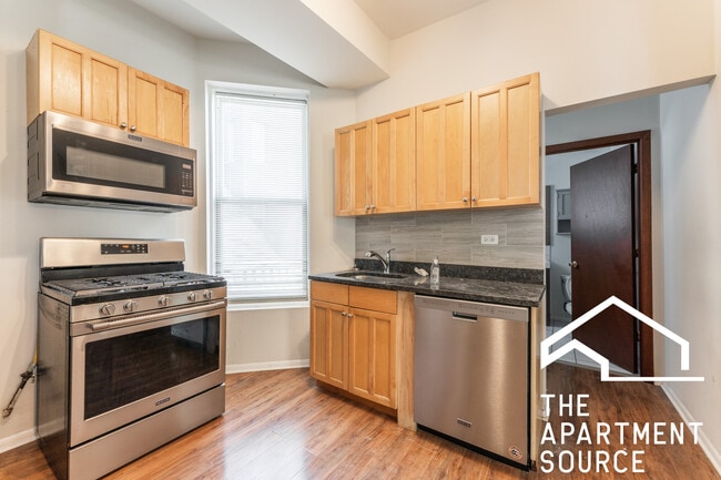 Photo - 2732 W Chicago Ave Unit 2