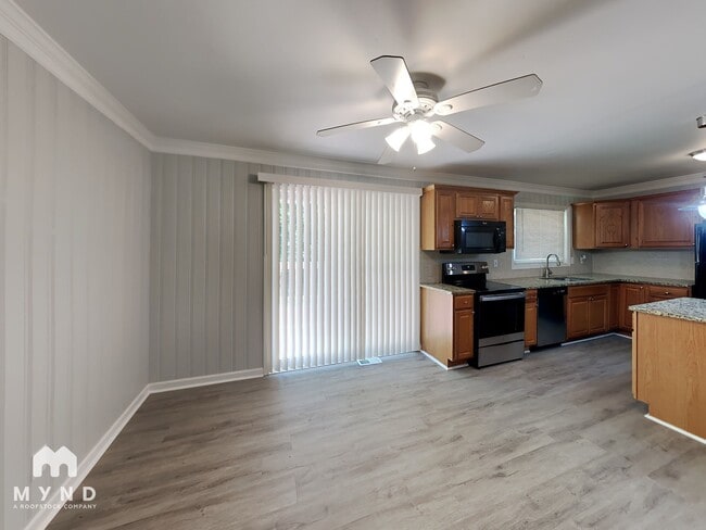 Photo - 5493 Beaver Dr SW