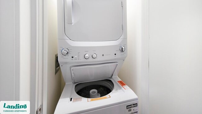 Photo - 1222 W Madison St Unidad 511