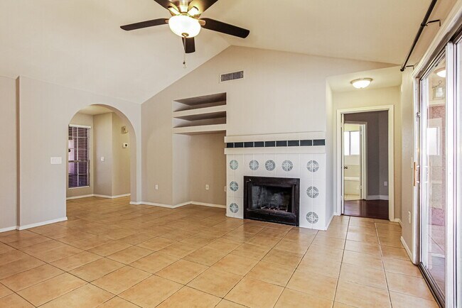 Photo - 7848 W Fleetwood Ln