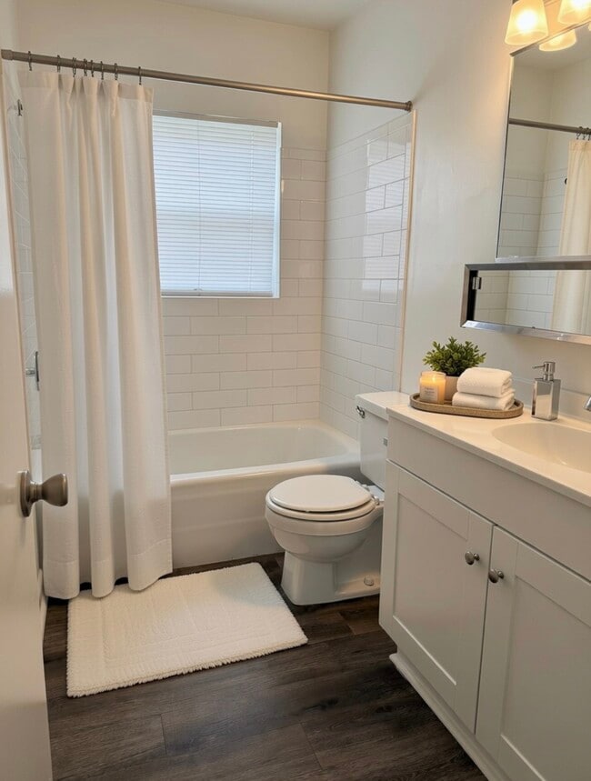 Granada Apartments & Townhomes