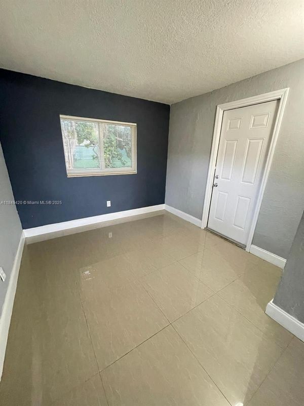 Photo - 2720 NW 2nd St