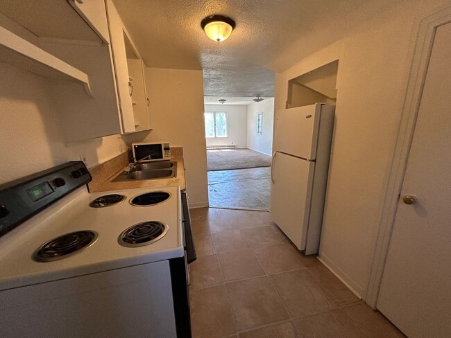 Photo - 4 5th St W Unit C